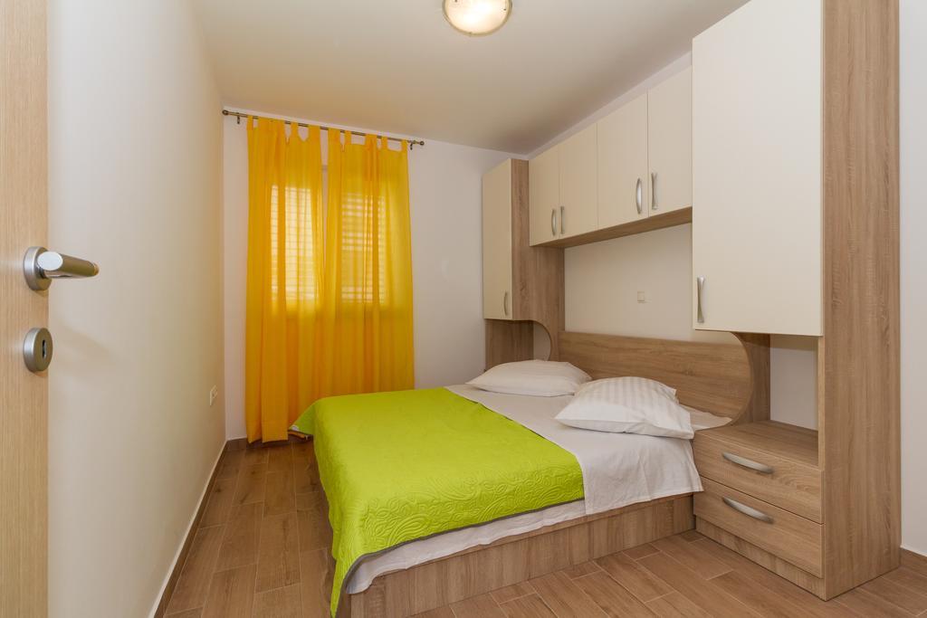 Apartments Villa-Ines Center Водице Екстериор снимка