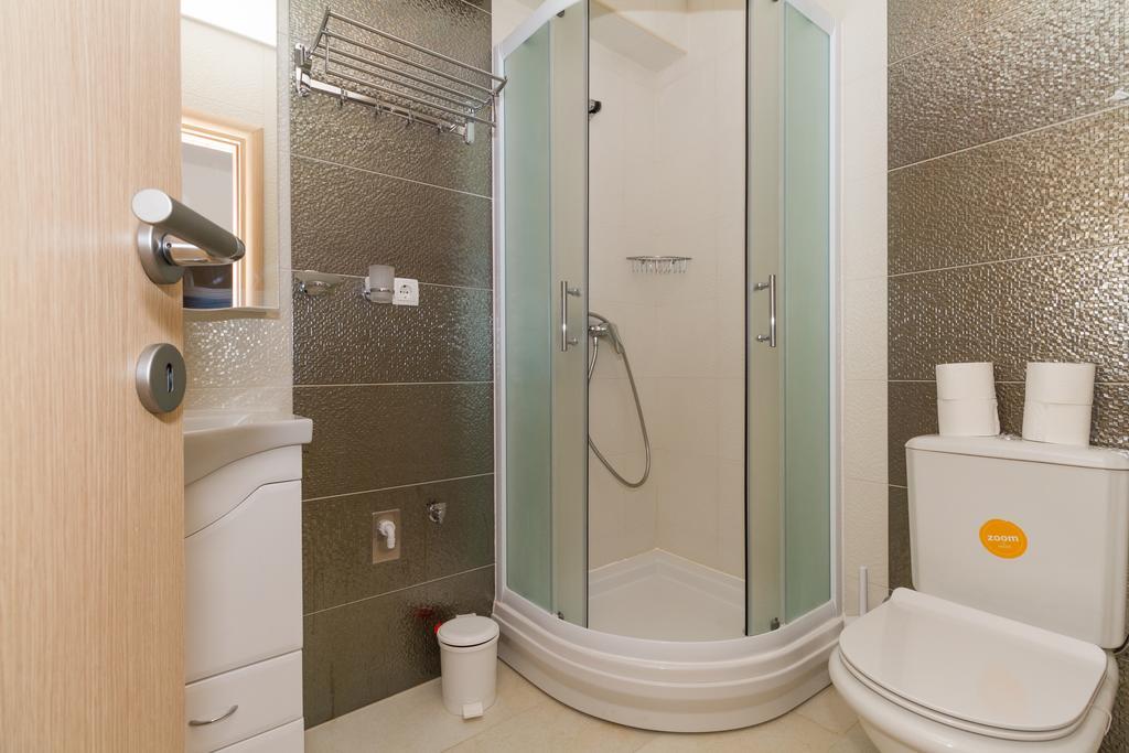 Apartments Villa-Ines Center Водице Екстериор снимка