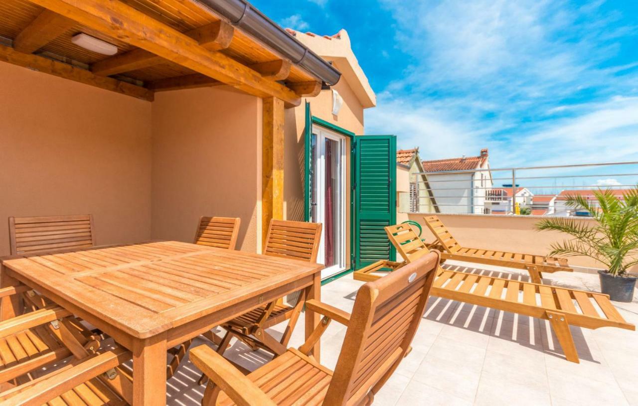 Apartments Villa-Ines Center Водице Екстериор снимка